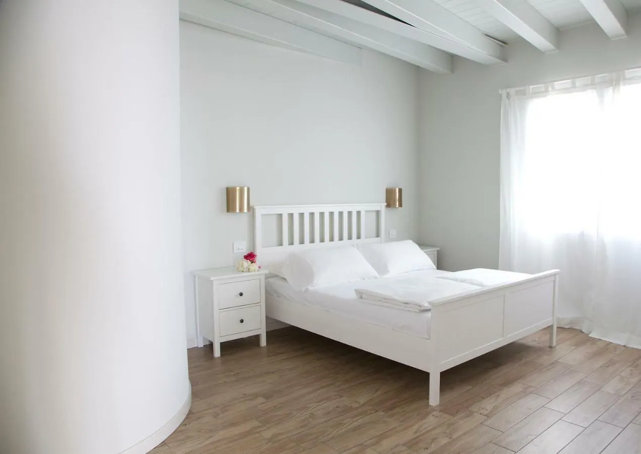 Apartment La Cornice Sul Garda - Your Home Villanuova sul clisi Italien