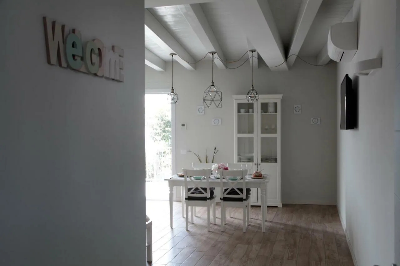 Apartment La Cornice Sul Garda - Your Home Villanuova sul clisi Italien