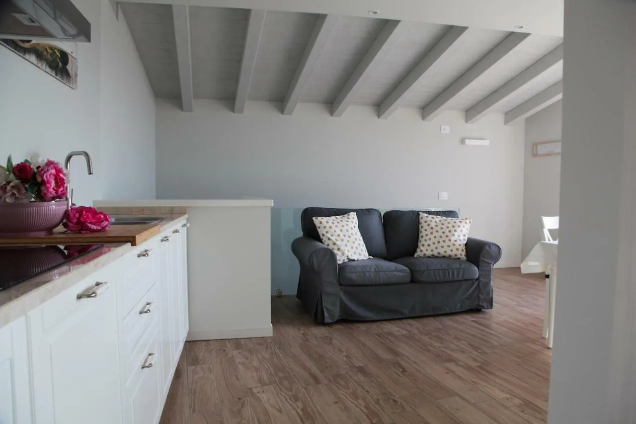 Apartment La Cornice Sul Garda - Your Home Villanuova sul clisi Italien