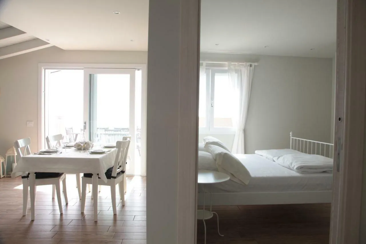 Villanuova sul clisi La Cornice Sul Garda - Your Home דירה Villanuova sul clisi
